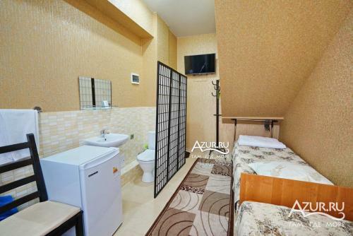 Hostal Jemchujina Guest House