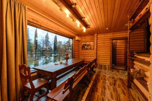 Park Hotel Divniy