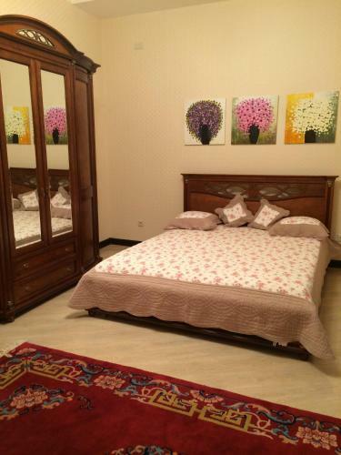Rose Apartment