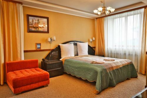 Hotel Krestovaya Pad