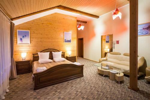 Hotel Krestovaya Pad