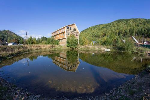 Hostal Obitayemiy Ostrov
