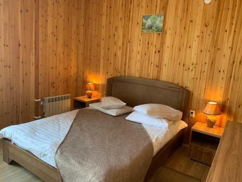 Hostal Guesthouse Baikal Cedar