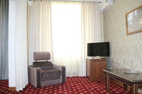 Admiral Hotel