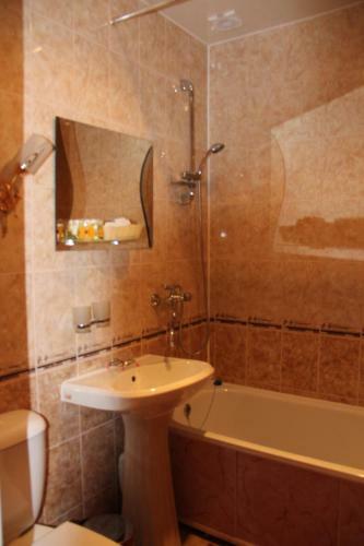 Hostal Guesthouse Volga