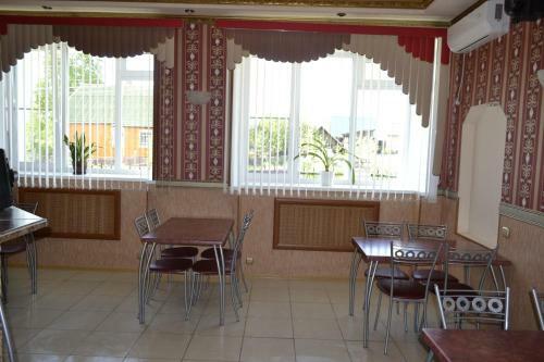 Hostal Guesthouse Volga