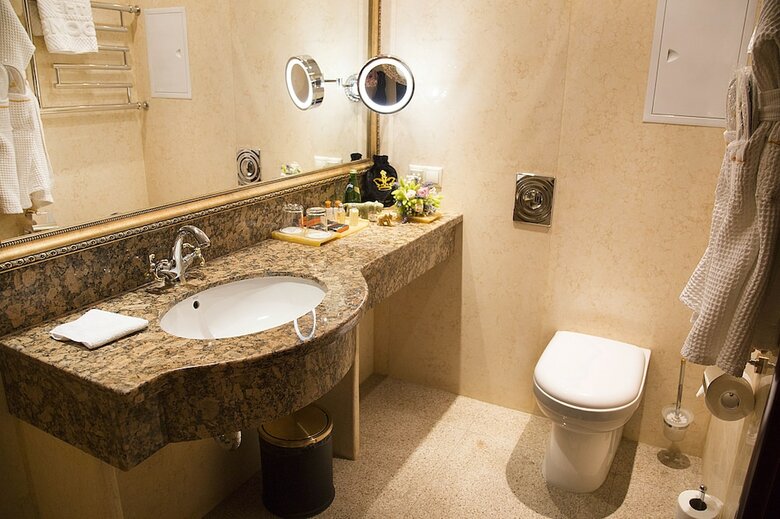 Golden Rooms Hotel