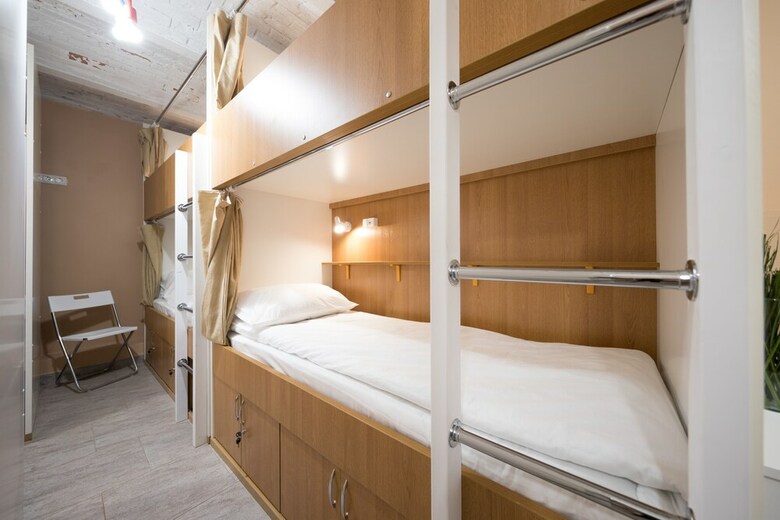 Makarov Hostel