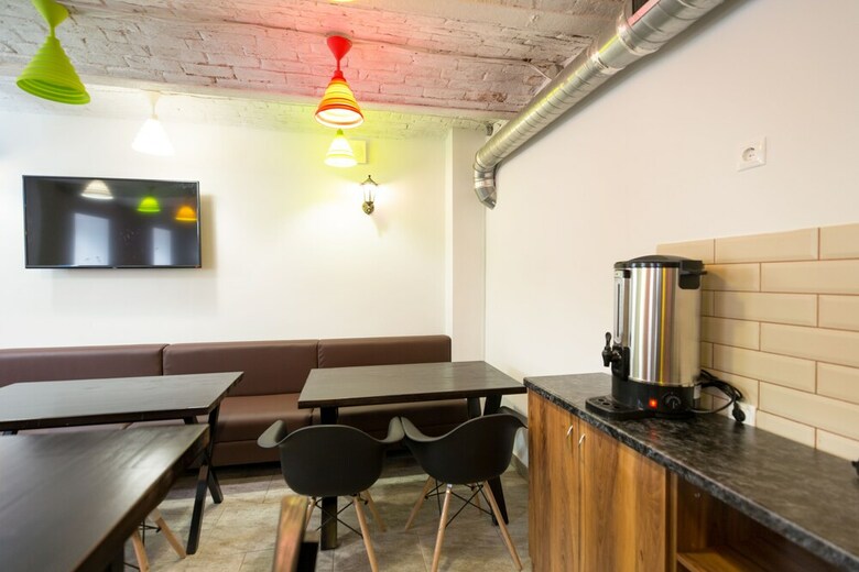 Makarov Hostel
