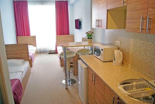 Aparthotel Apart-hotel "hills Hotel"
