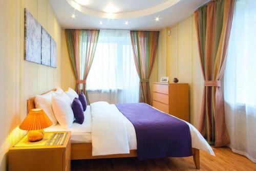 Sunny Apartment Volkov 21