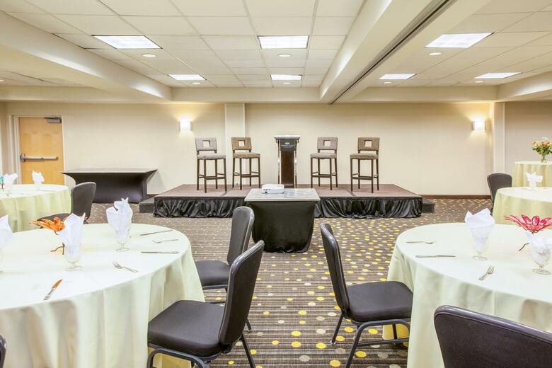 Hotel Crowne Plaza Bloomington