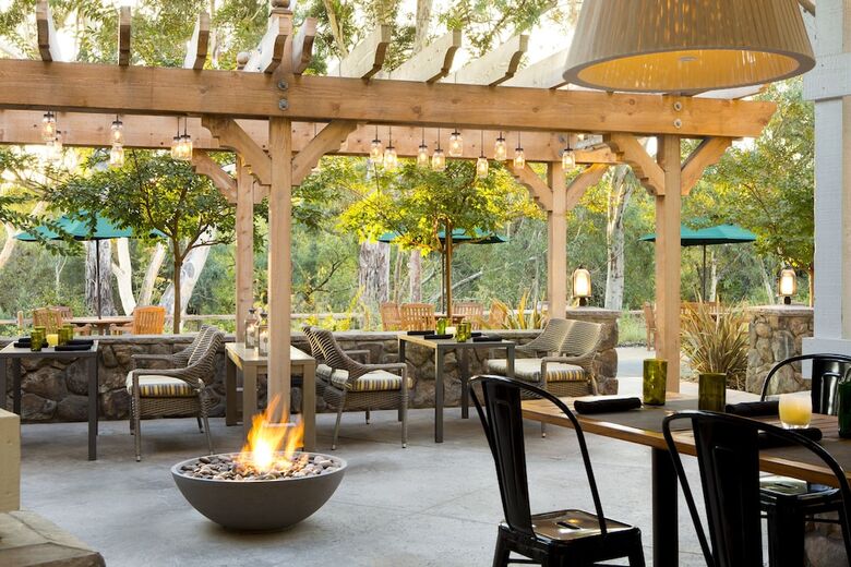 Hotel River Terrace Inn (.)