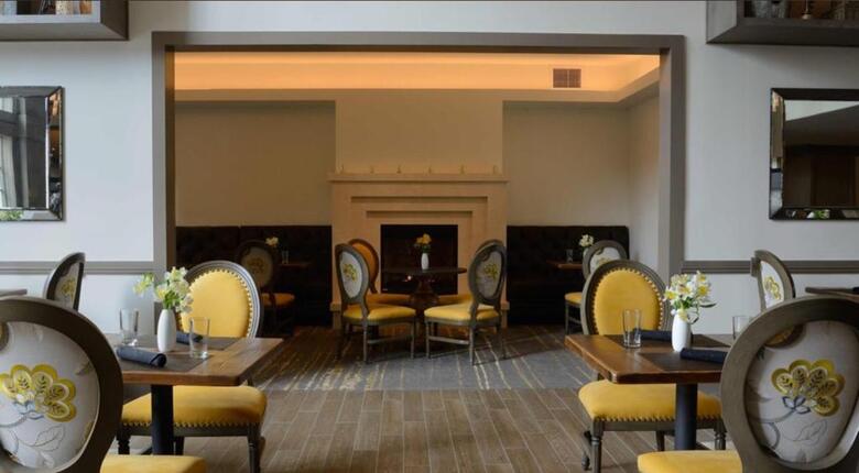 Hotel River Terrace Inn (.)