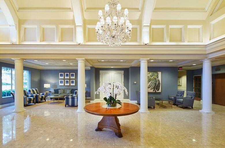 Hotel Trianon Bonita Bay