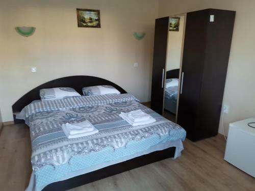 Hostal Guest Rooms Mihaylovi