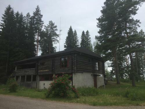Riihilinna Ski Lodge