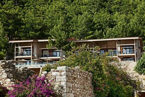 Marti Hemithea Hotel