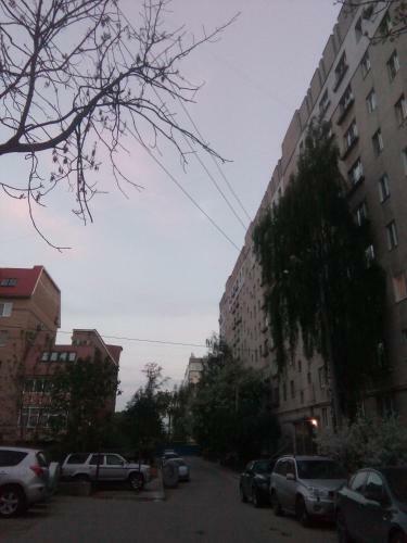 Apartment On Nesterova 4
