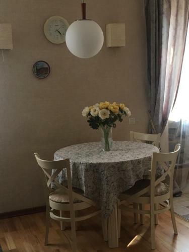 Apartment On Bolshaya Pokrovskaya