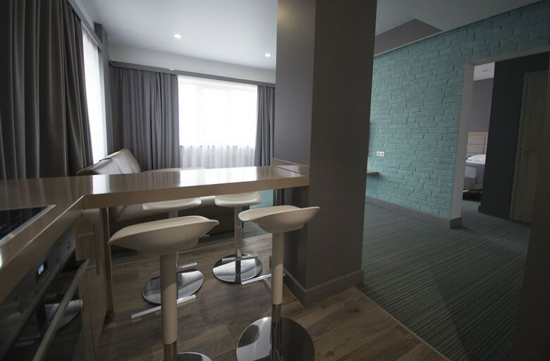 Capital Hotel