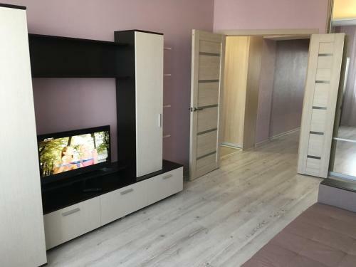 Apartment Berloga55 On Krasnyi Put'