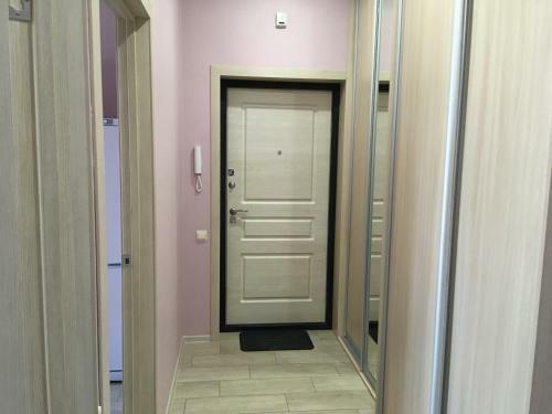 Apartment Berloga55 On Krasnyi Put'