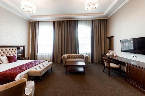 Grand Hotel