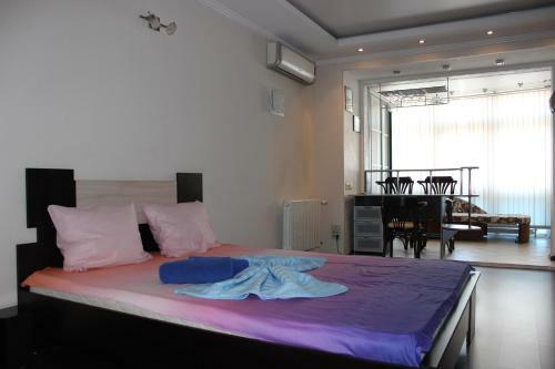 Apartment On Oktyabrskaya