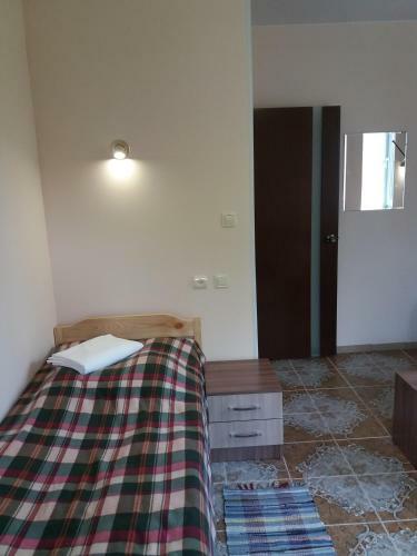 Bed & Breakfast Rooms In Pesochnyi Near Nii
