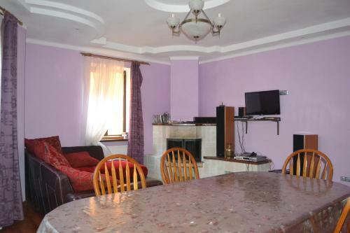 Cottage V Zelenoy Roshche
