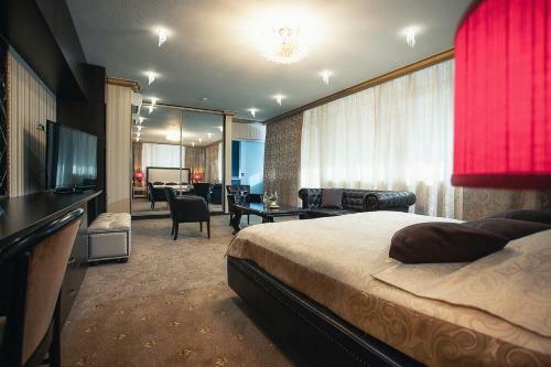 Burzhuy Hotel
