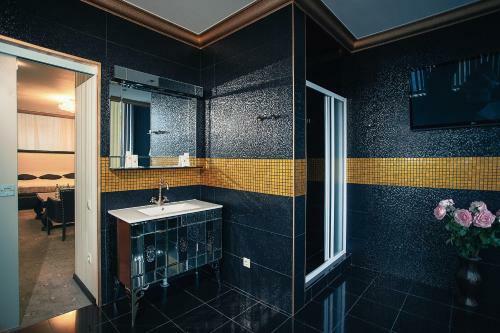 Burzhuy Hotel