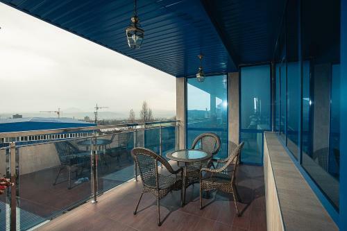 Burzhuy Hotel