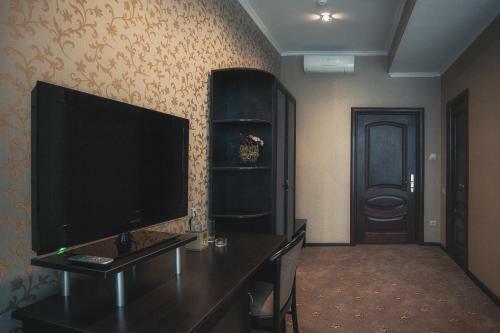 Burzhuy Hotel