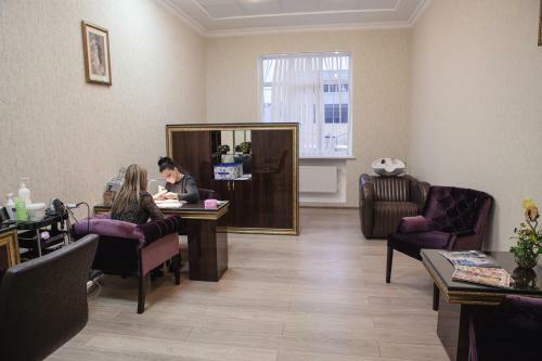 Mask Business Hotel