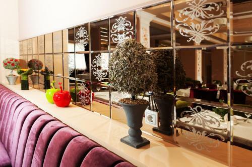 Mask Business Hotel
