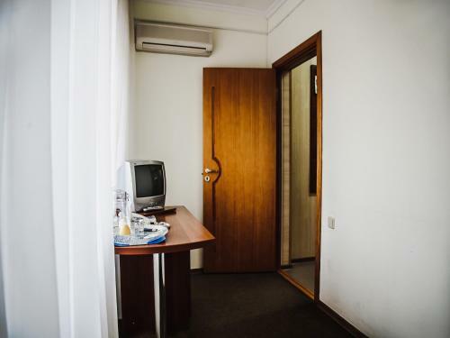 Yuzhnaya Hotel