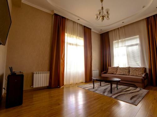 Gold Star Hotel
