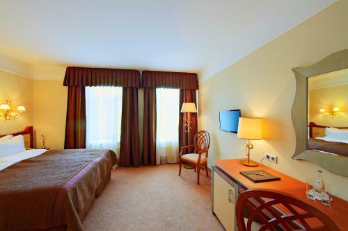 Hotel Dvor Podznoeva Glavniy Korpus