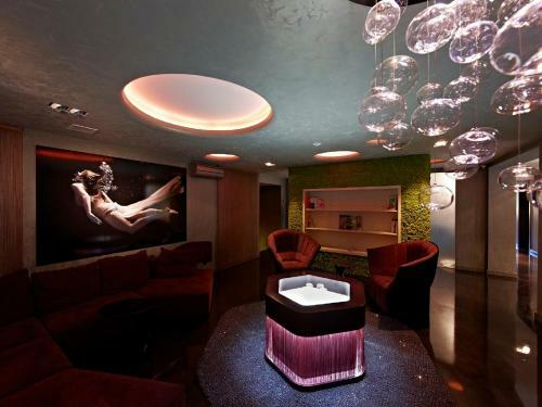 Hotel Dvor Podznoeva Glavniy Korpus