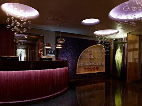 Hotel Dvor Podznoeva Glavniy Korpus