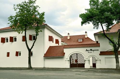 Hotel Dvor Podznoeva Glavniy Korpus