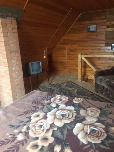 Cottage Yolka