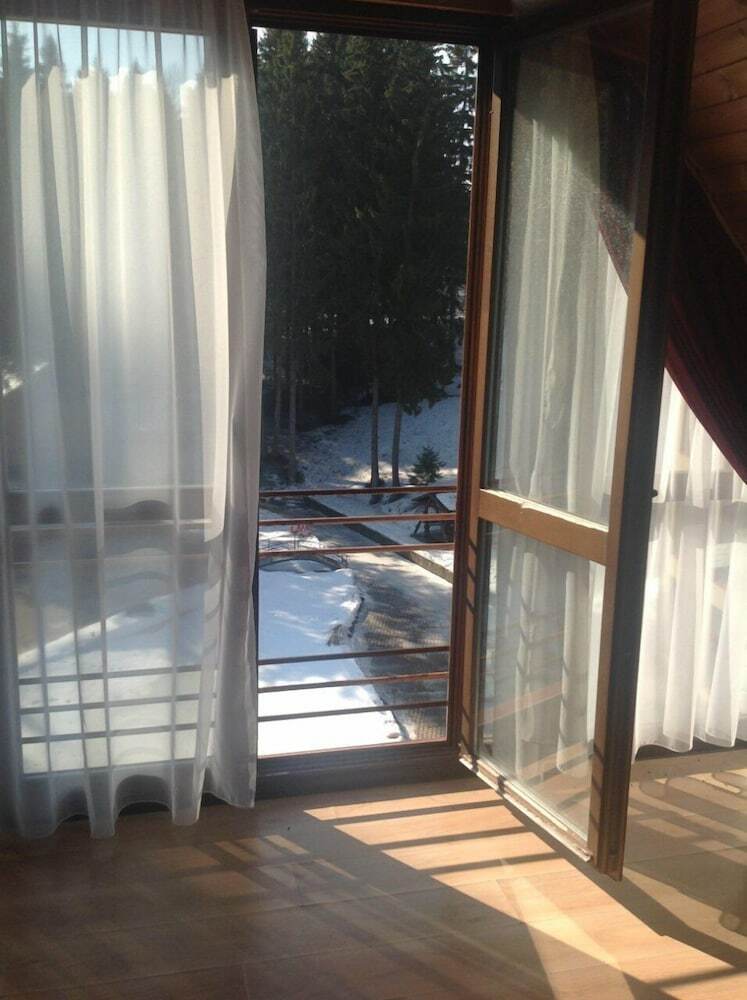 Mini-hotel Club Bon Ton
