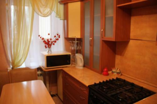 Standard Apartment On Akademika Petrova