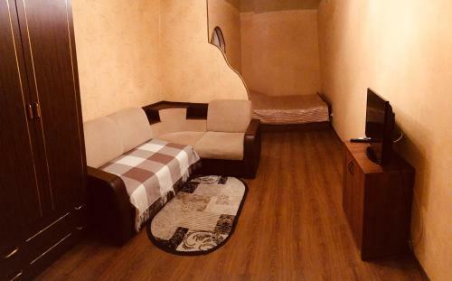 Standard Apartment On Akademika Petrova