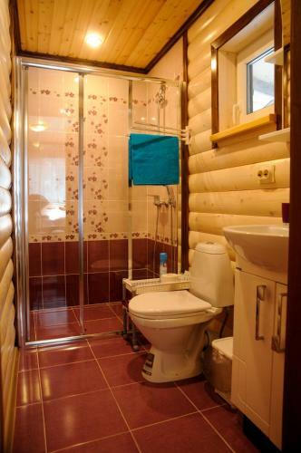 Hostal Holiday Home Tihotut