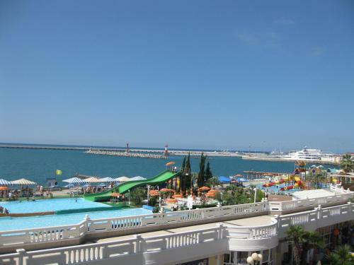 Golden Holiday Apartments