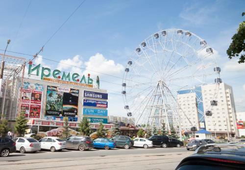 Apartment Near Monument Druzhby